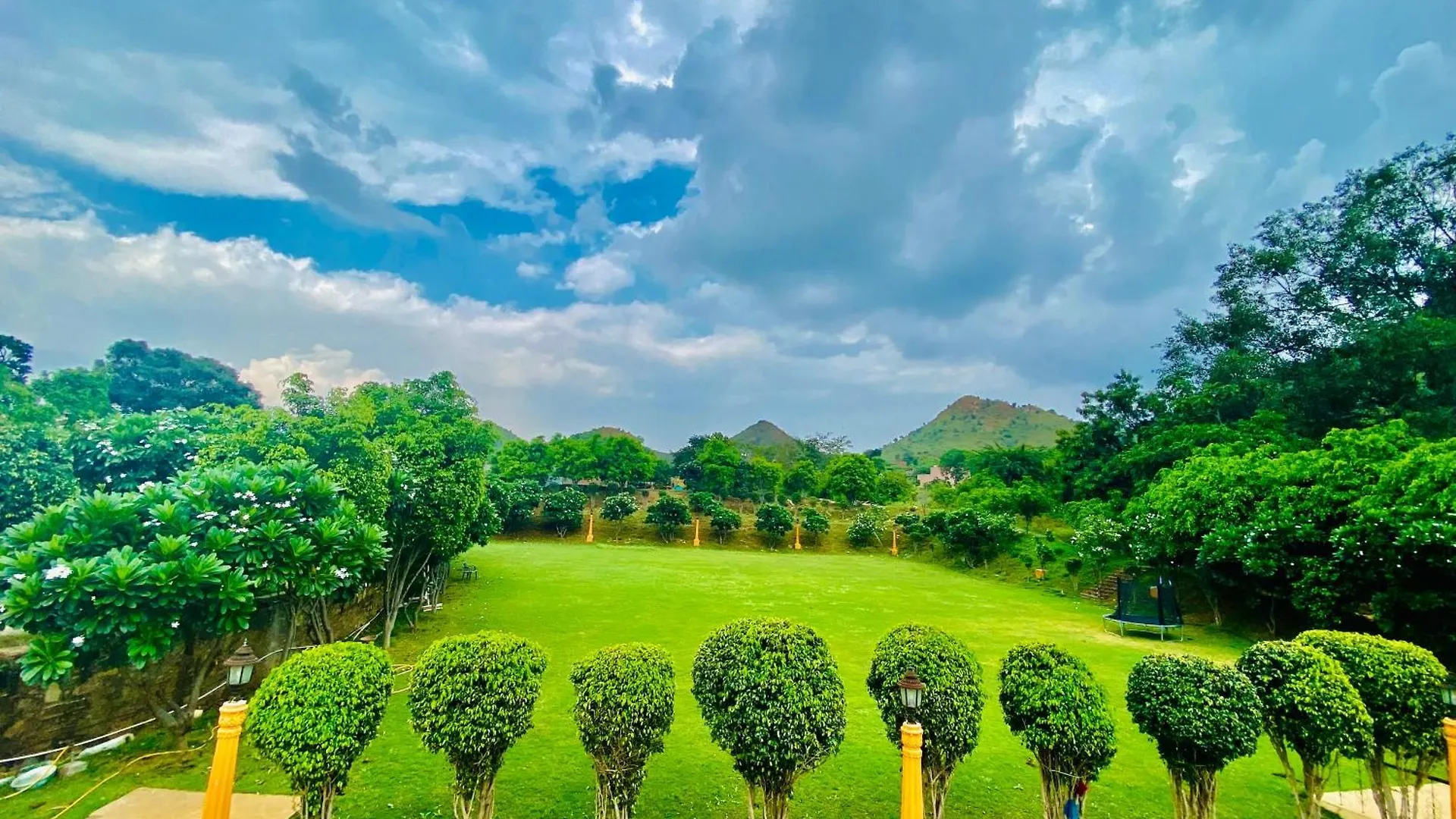 Udai Valley Resort- Top Rated Resort In Udaipur With Mountain View Hotel